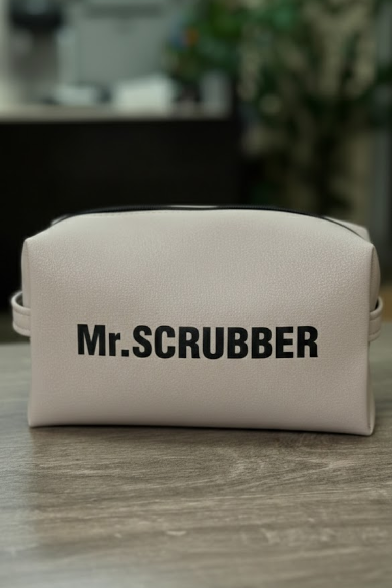 брендована косметичка